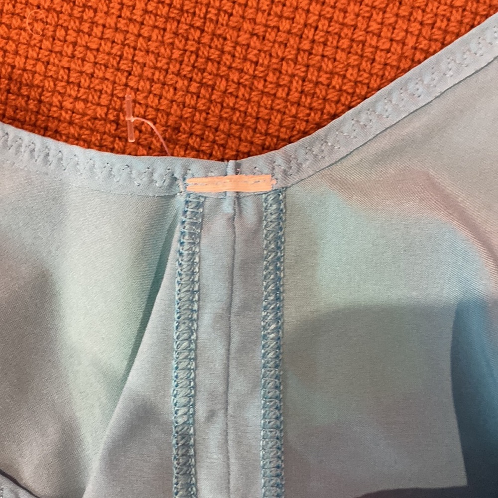 lululemon tank - Picture 5 of 5